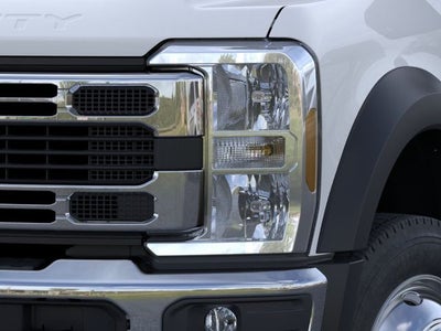 2026 Ford Super Duty F-550 DRW XL 4WD Crew Cab 203 WB 84 CA