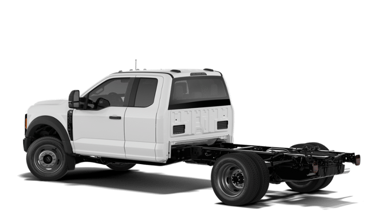 2027 Ford Super Duty F-550 DRW XL 4WD SuperCab 192 WB 84 CA