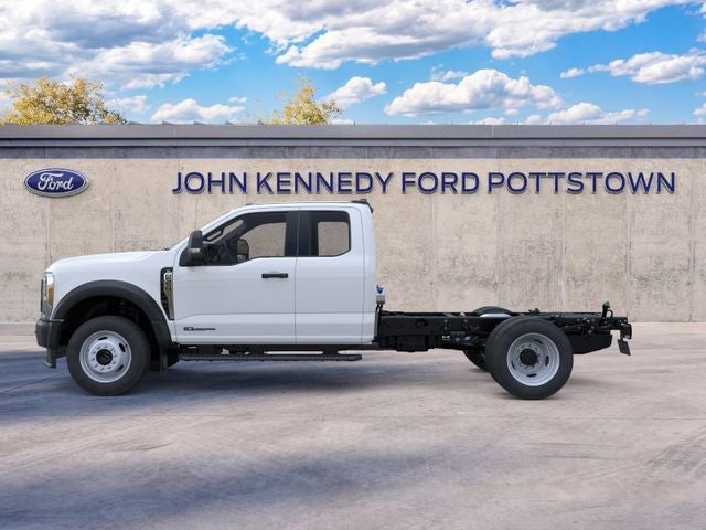 2026 Ford Super Duty F-550 DRW XL 4WD SuperCab 168 WB 60 CA