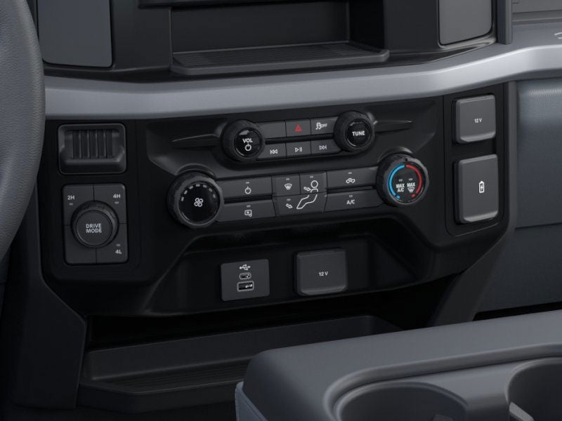 2026 Ford Super Duty F-450 DRW XL 4WD Reg Cab 169 WB 84 CA