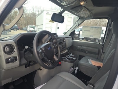 2026 Ford E-Series Cutaway E-350 SRW 138 WB