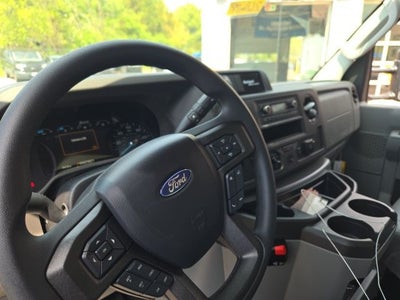 2026 Ford E-Series Cutaway E-350 SRW 158 WB