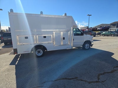 2026 Ford E-Series Cutaway E-350 SRW 158 WB