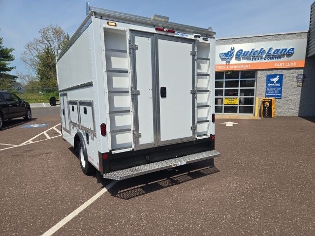 2026 Ford E-Series Cutaway E-350 SRW 158 WB