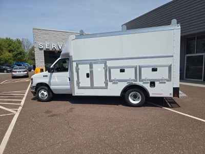 2026 Ford E-Series Cutaway E-350 SRW 158 WB