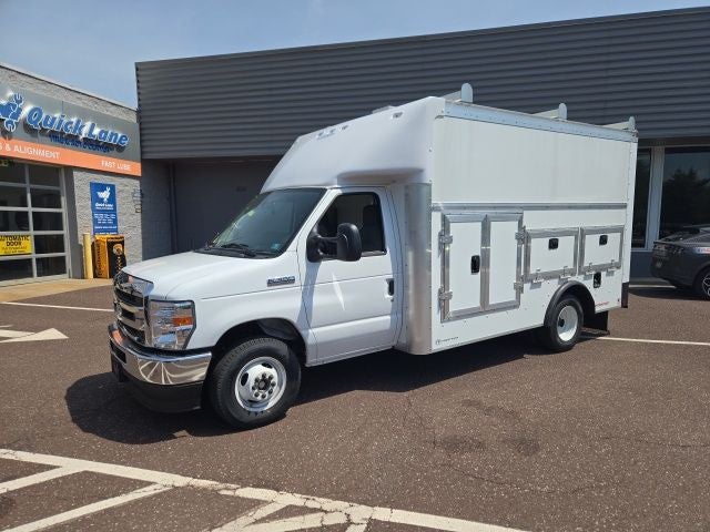 2026 Ford E-Series Cutaway E-350 SRW 158 WB