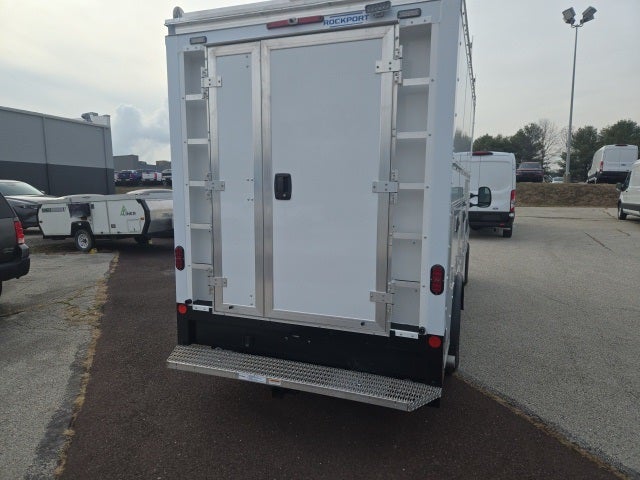 2026 Ford E-Series Cutaway E-350 SRW 138 WB