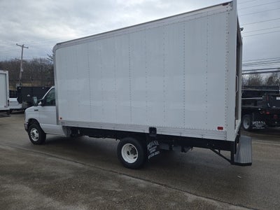 2025 Ford E-Series Cutaway E-450 DRW 158 WB