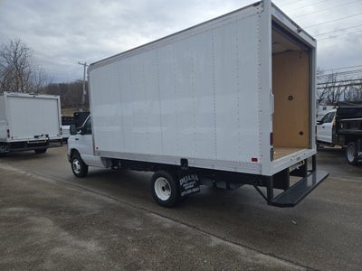 2025 Ford E-Series Cutaway E-450 DRW 158 WB