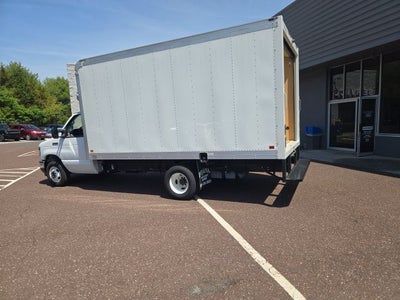 2025 Ford E-Series Cutaway E-450 DRW 158 WB