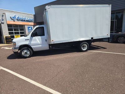 2025 Ford E-Series Cutaway E-450 DRW 158 WB