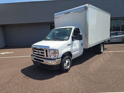 2025 Ford E-Series Cutaway E-450 DRW 158 WB