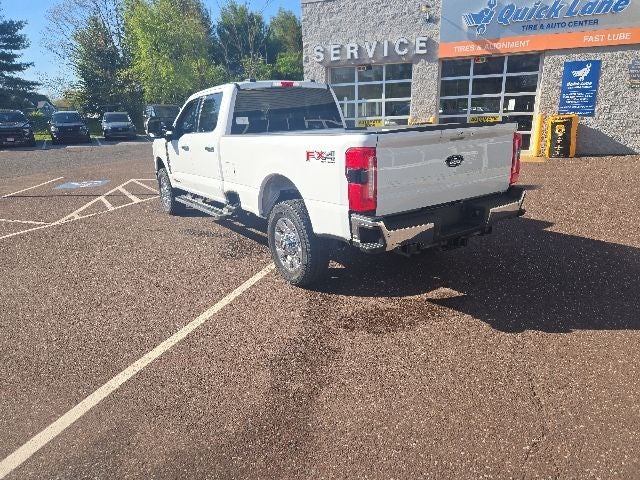 2026 Ford Super Duty F-250 SRW LARIAT 4WD Crew Cab 8' Box