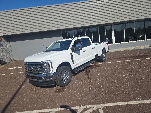 2026 Ford Super Duty F-250 SRW LARIAT 4WD Crew Cab 8' Box
