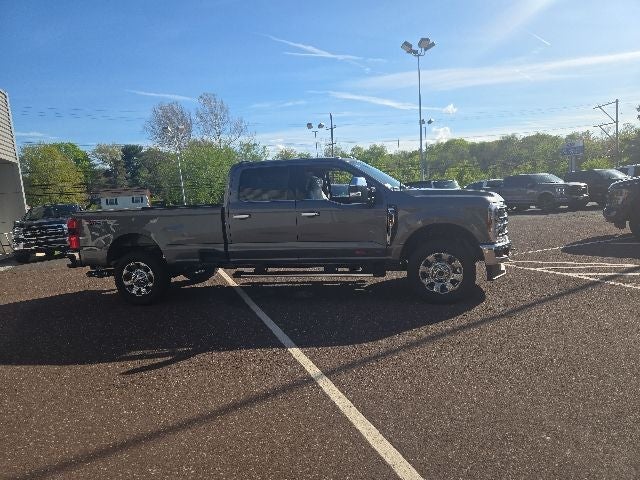 2026 Ford Super Duty F-250 SRW LARIAT 4WD Crew Cab 8' Box