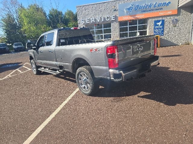 2026 Ford Super Duty F-250 SRW LARIAT 4WD Crew Cab 8' Box
