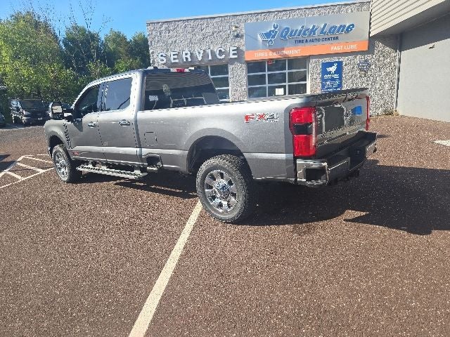 2026 Ford Super Duty F-250 SRW LARIAT 4WD Crew Cab 8' Box