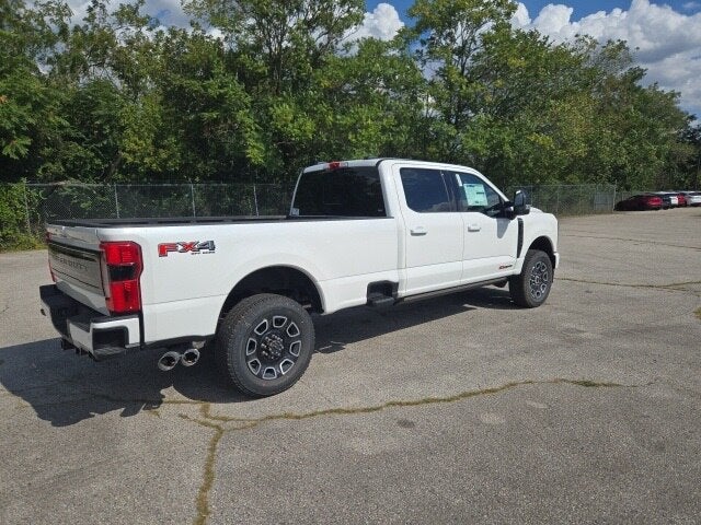 2026 Ford Super Duty F-350 SRW XL 4WD Crew Cab 6.75' Box