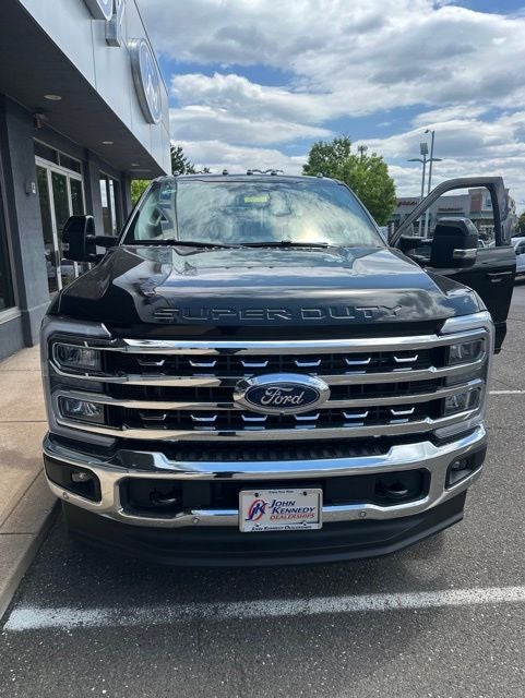 2026 Ford Super Duty F-350 SRW LARIAT 4WD Crew Cab 6.75' Box