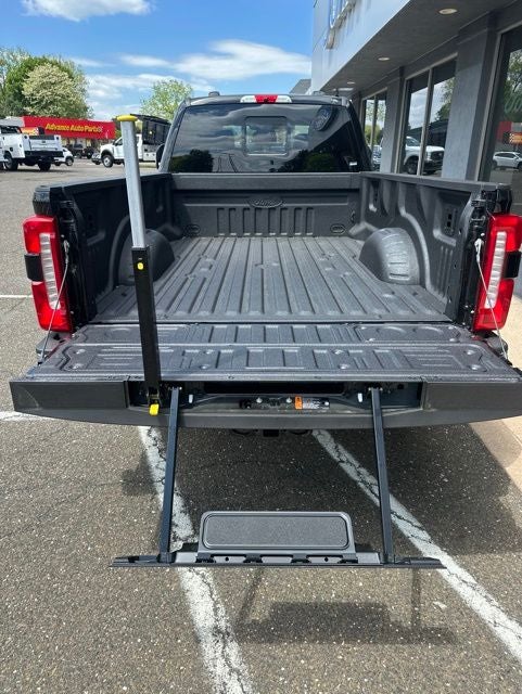 2026 Ford Super Duty F-350 SRW LARIAT 4WD Crew Cab 6.75' Box