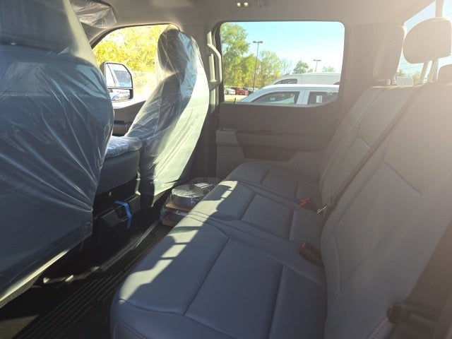 2026 Ford Super Duty F-350 SRW XL 4WD Crew Cab 6.75' Box