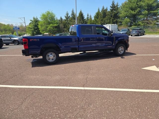 2026 Ford Super Duty F-350 SRW XL 4WD Crew Cab 6.75' Box