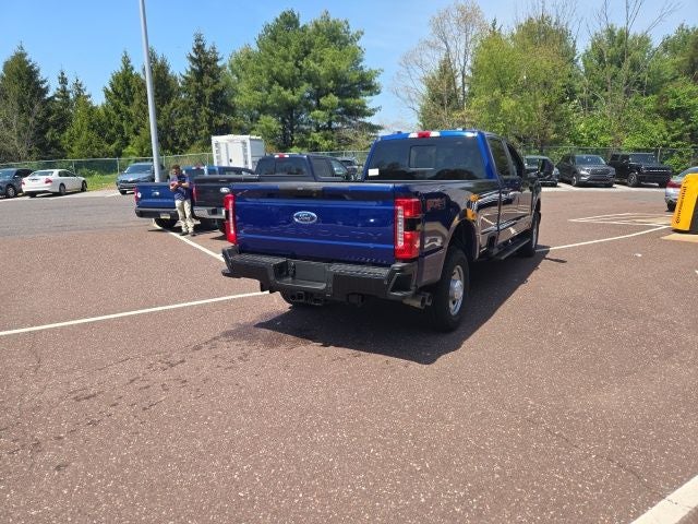 2026 Ford Super Duty F-350 SRW XL 4WD Crew Cab 6.75' Box