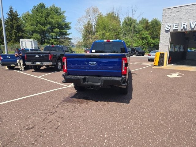 2026 Ford Super Duty F-350 SRW XL 4WD Crew Cab 6.75' Box
