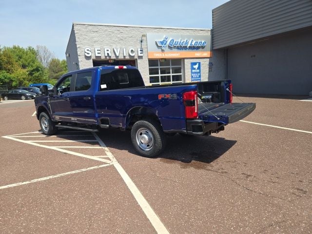 2026 Ford Super Duty F-350 SRW XL 4WD Crew Cab 6.75' Box