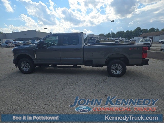 2026 Ford Super Duty F-350 SRW XL 4WD Crew Cab 6.75' Box