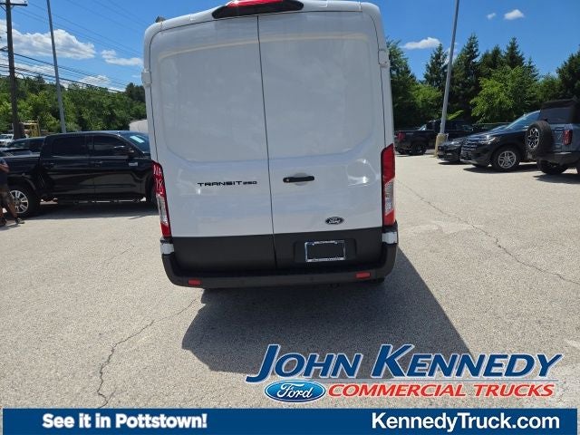 2026 Ford Transit Cargo Van T-250 148 Med Rf 9150 GVWR RWD