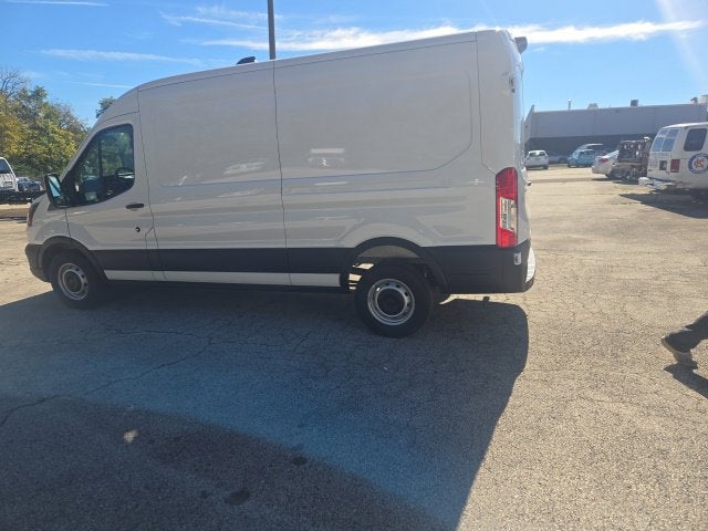 2027 Ford Transit Cargo Van T-250 148 Med Rf 9150 GVWR RWD