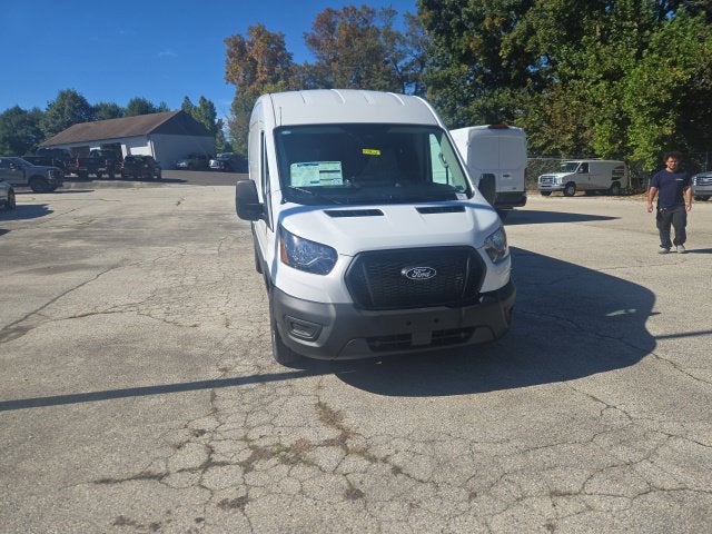 2027 Ford Transit Cargo Van T-250 148 Med Rf 9150 GVWR RWD