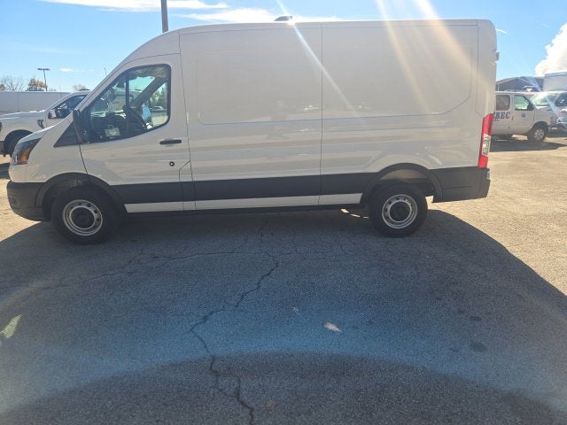 2027 Ford Transit Cargo Van T-250 148 Med Rf 9150 GVWR RWD