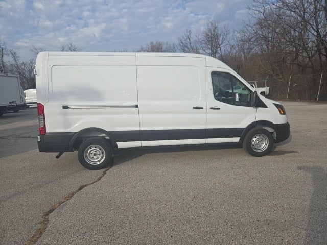 2026 Ford Transit Cargo Van T-250 148 Med Rf 9150 GVWR RWD