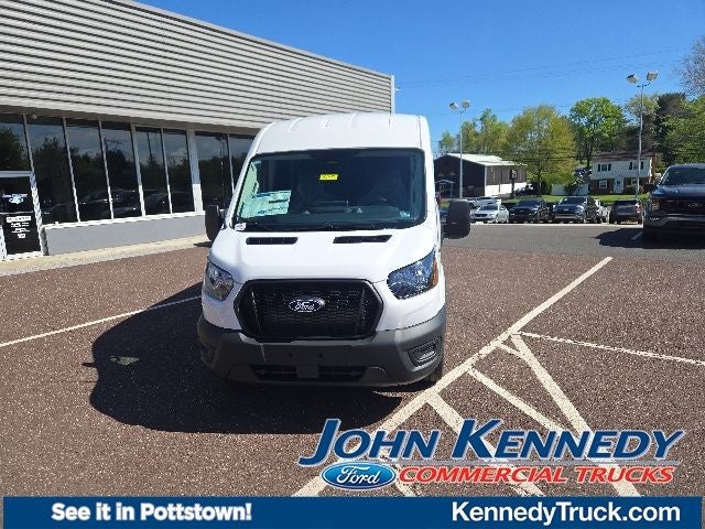 2026 Ford Transit Cargo Van T-250 148 Med Rf 9150 GVWR RWD