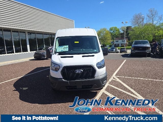 2026 Ford Transit Cargo Van T-250 148 Med Rf 9150 GVWR RWD