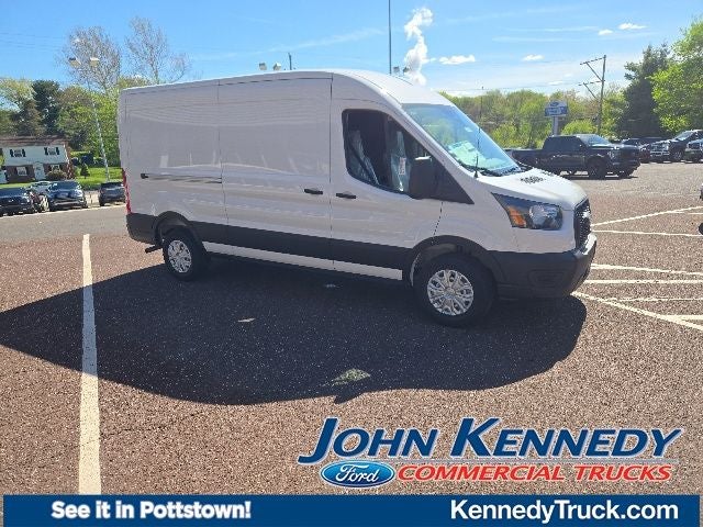 2026 Ford Transit Cargo Van T-250 148 Med Rf 9150 GVWR RWD