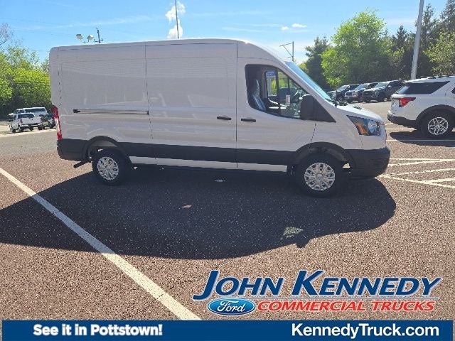 2026 Ford Transit Cargo Van T-250 148 Med Rf 9150 GVWR RWD