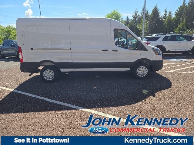2026 Ford Transit Cargo Van T-250 148 Med Rf 9150 GVWR RWD