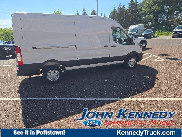 2026 Ford Transit Cargo Van T-250 148 Med Rf 9150 GVWR RWD