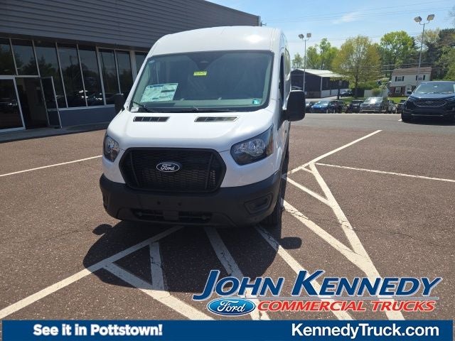 2026 Ford Transit Cargo Van T-250 148 Med Rf 9150 GVWR RWD