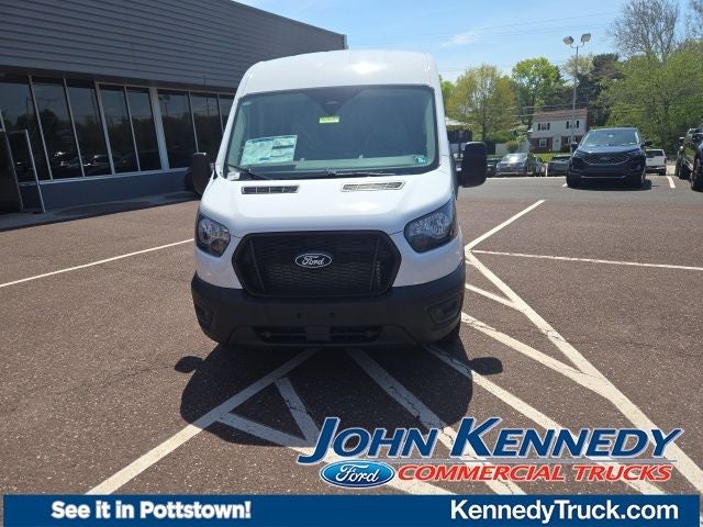 2026 Ford Transit Cargo Van T-250 148 Med Rf 9150 GVWR RWD