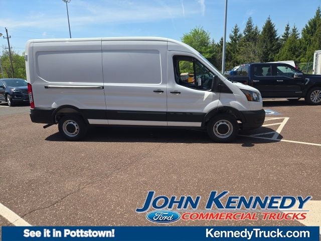 2026 Ford Transit Cargo Van T-250 148 Med Rf 9150 GVWR RWD