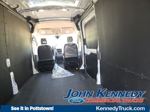 2026 Ford Transit Cargo Van T-250 148 Med Rf 9150 GVWR RWD