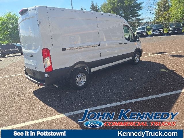 2026 Ford Transit Cargo Van T-250 148 Med Rf 9150 GVWR RWD