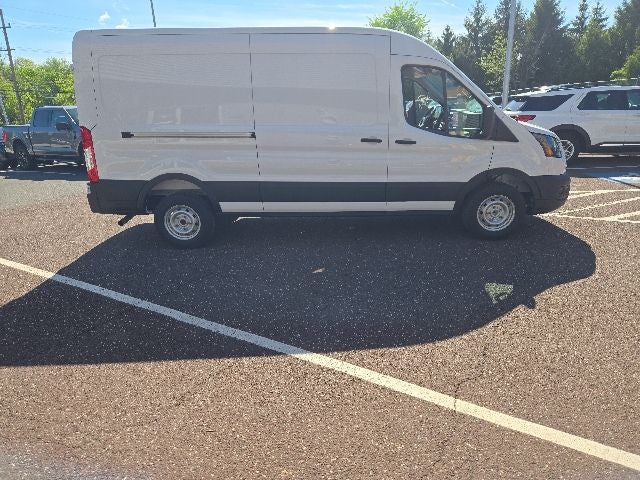 2026 Ford Transit Cargo Van T-250 148 Med Rf 9150 GVWR RWD