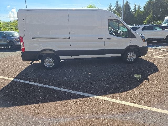 2026 Ford Transit Cargo Van T-250 148 Med Rf 9150 GVWR RWD