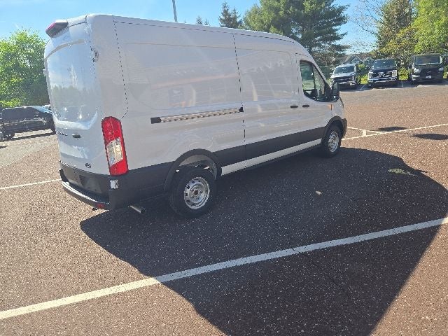 2026 Ford Transit Cargo Van T-250 148 Med Rf 9150 GVWR RWD