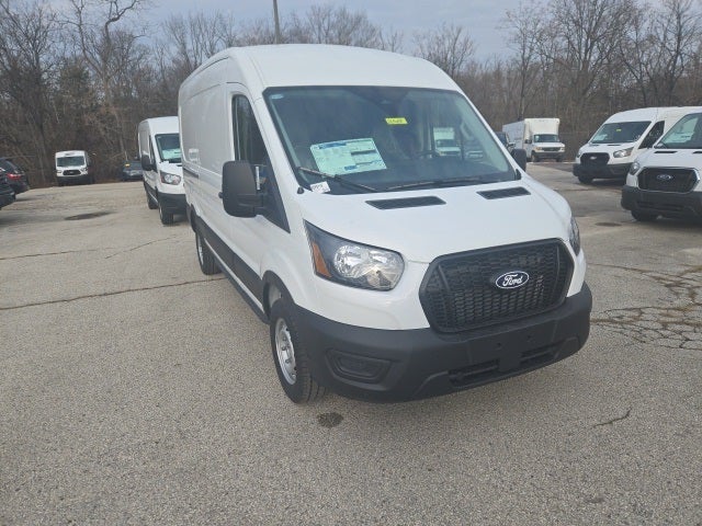2026 Ford Transit Cargo Van T-250 148 Med Rf 9150 GVWR RWD